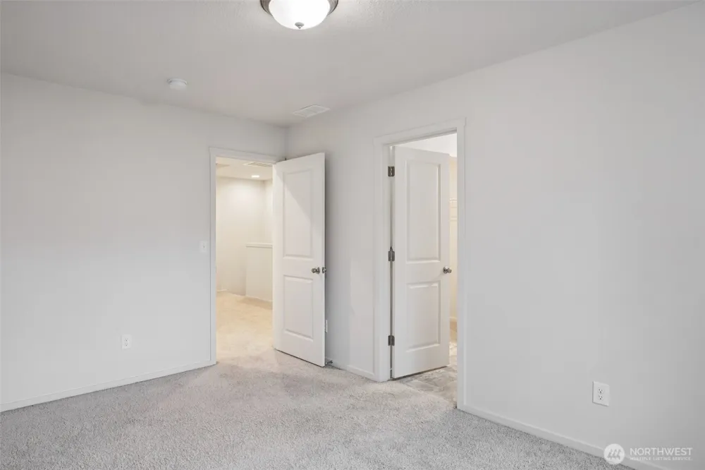 2121 NE 118th Place Vancouver, WA 98684