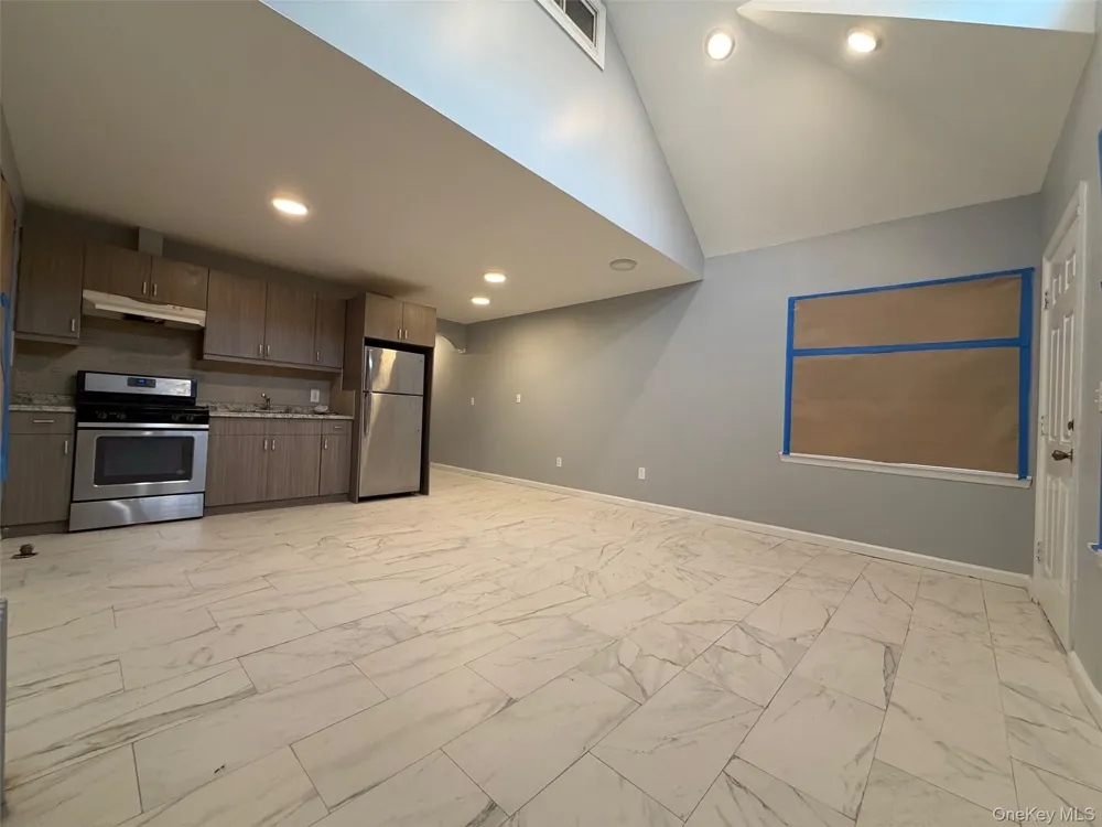 12704 97th Avenue Richmond Hill S., NY 11419