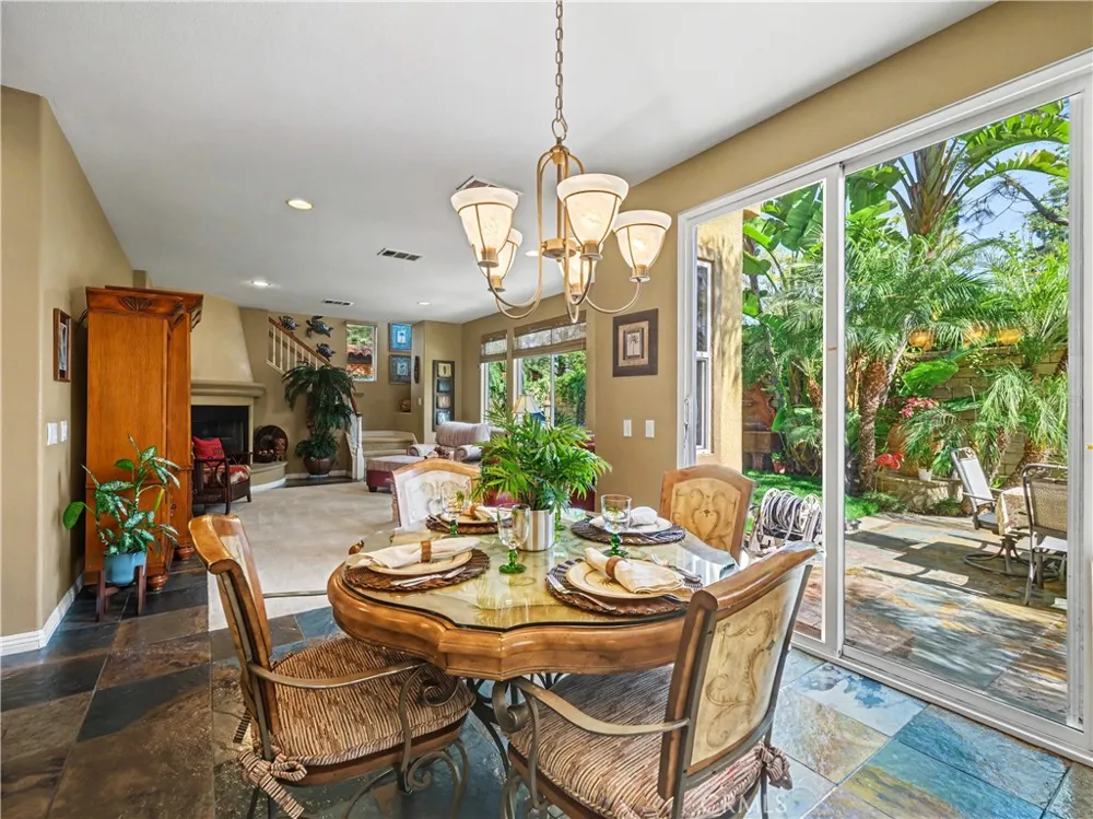 4696 Refugio Court Camarillo, CA 93012