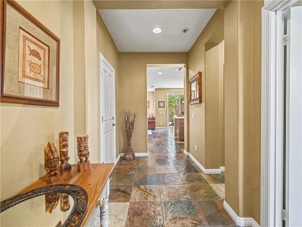 4696 Refugio Court Camarillo, CA 93012