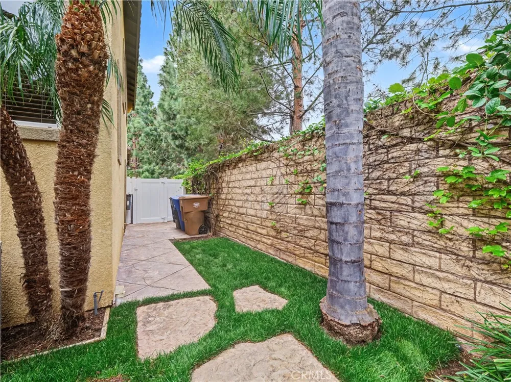 4696 Refugio Court Camarillo, CA 93012