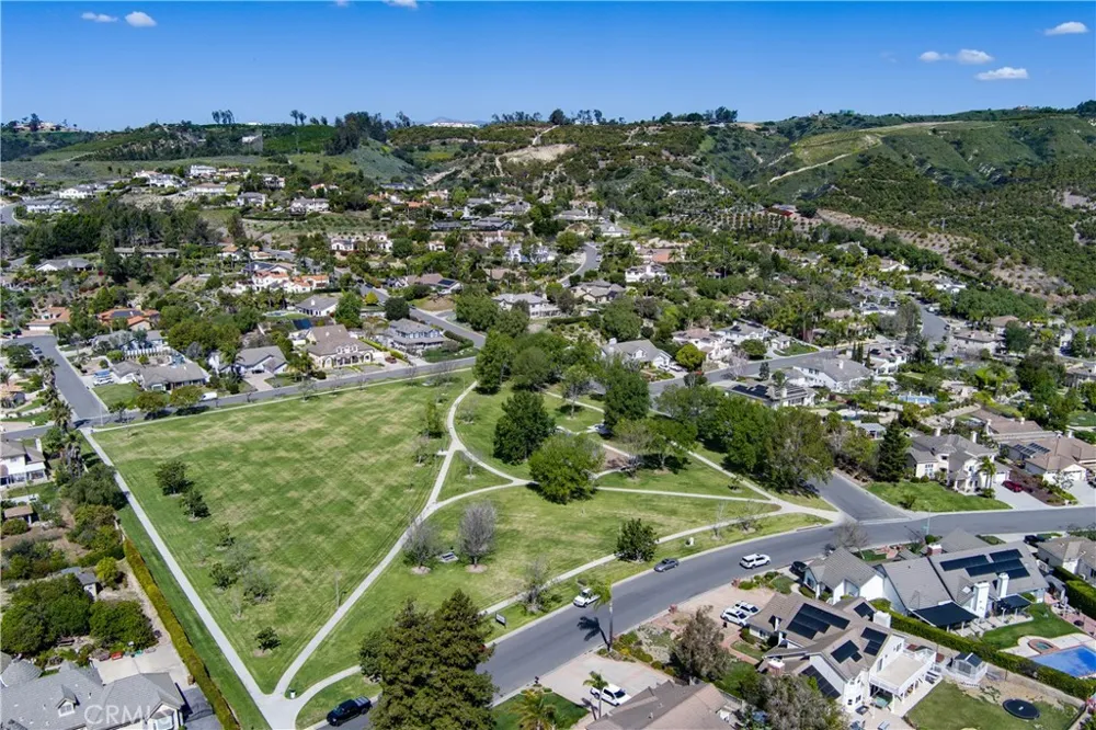 4696 Refugio Court Camarillo, CA 93012