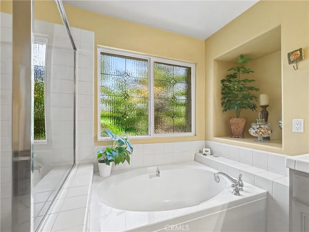 4696 Refugio Court Camarillo, CA 93012