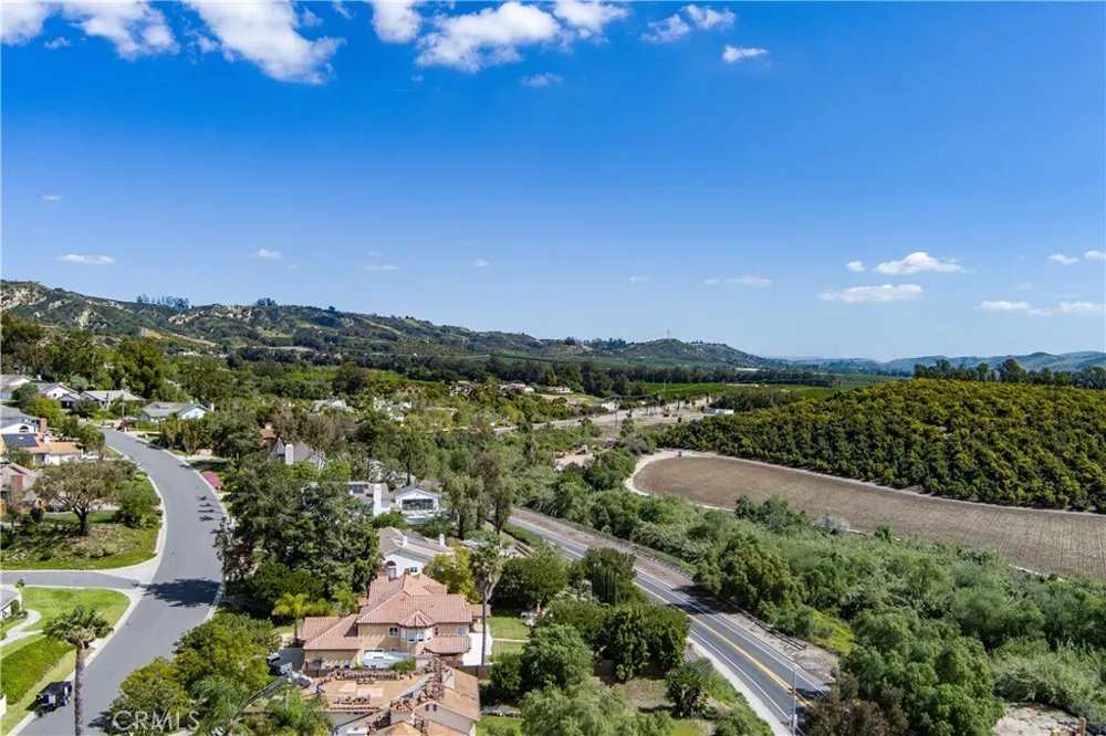 4696 Refugio Court Camarillo, CA 93012