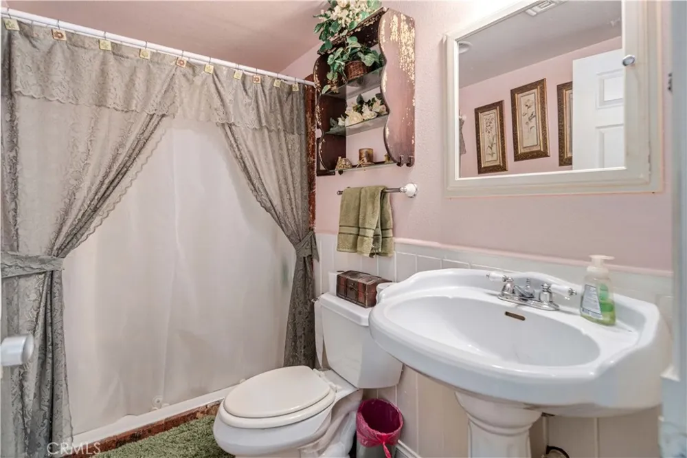 5849 East Avenue T8 Palmdale, CA 93552