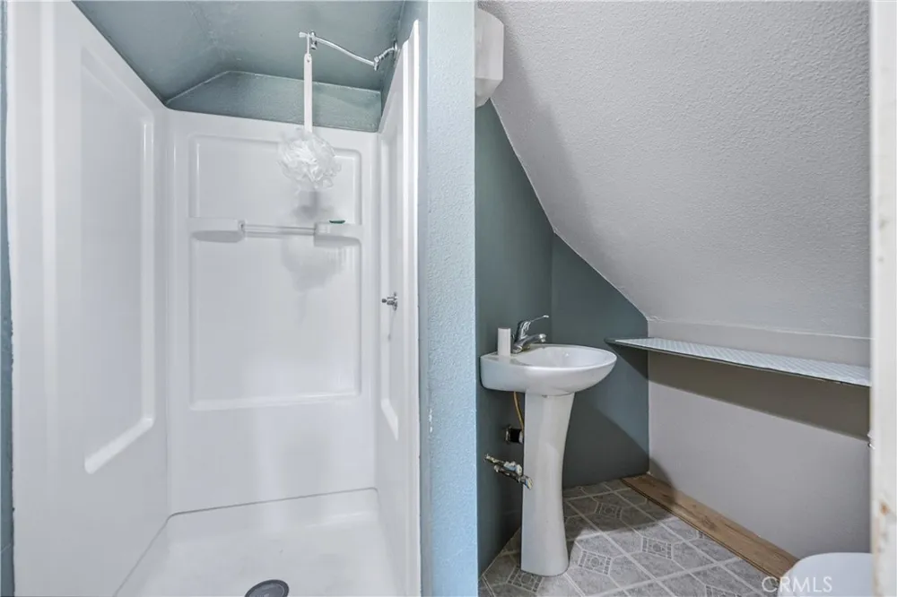 5849 East Avenue T8 Palmdale, CA 93552