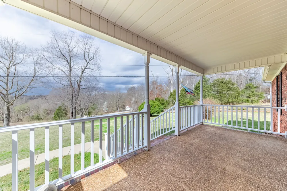2644 Scribners Mill Rd Culleoka, TN 38451