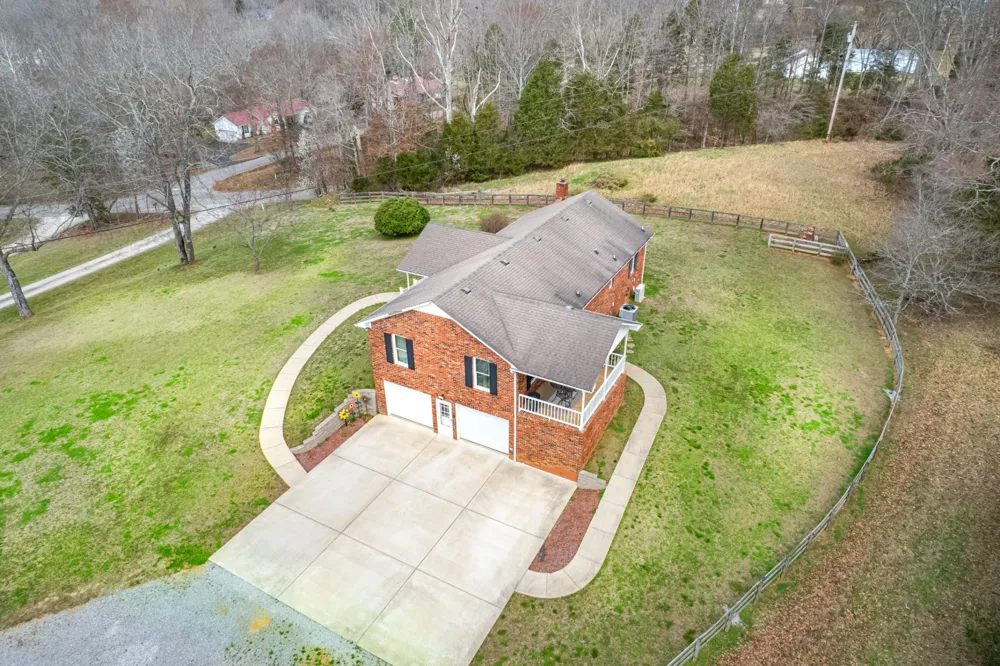2644 Scribners Mill Rd Culleoka, TN 38451