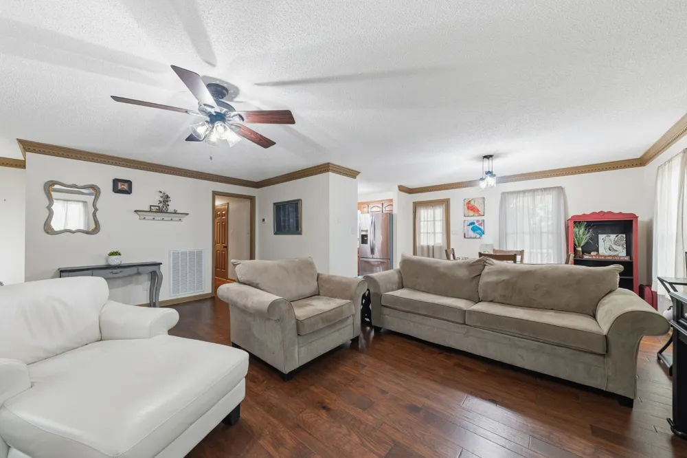 2644 Scribners Mill Rd Culleoka, TN 38451