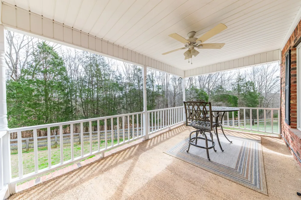 2644 Scribners Mill Rd Culleoka, TN 38451
