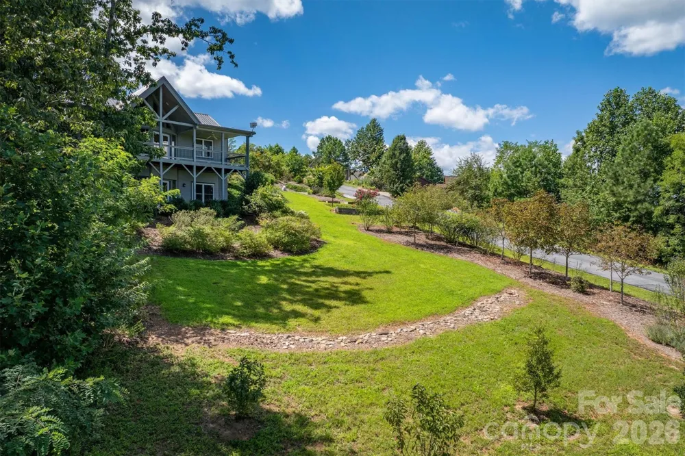 2262 Grandview Peaks Drive Nebo, NC 28761