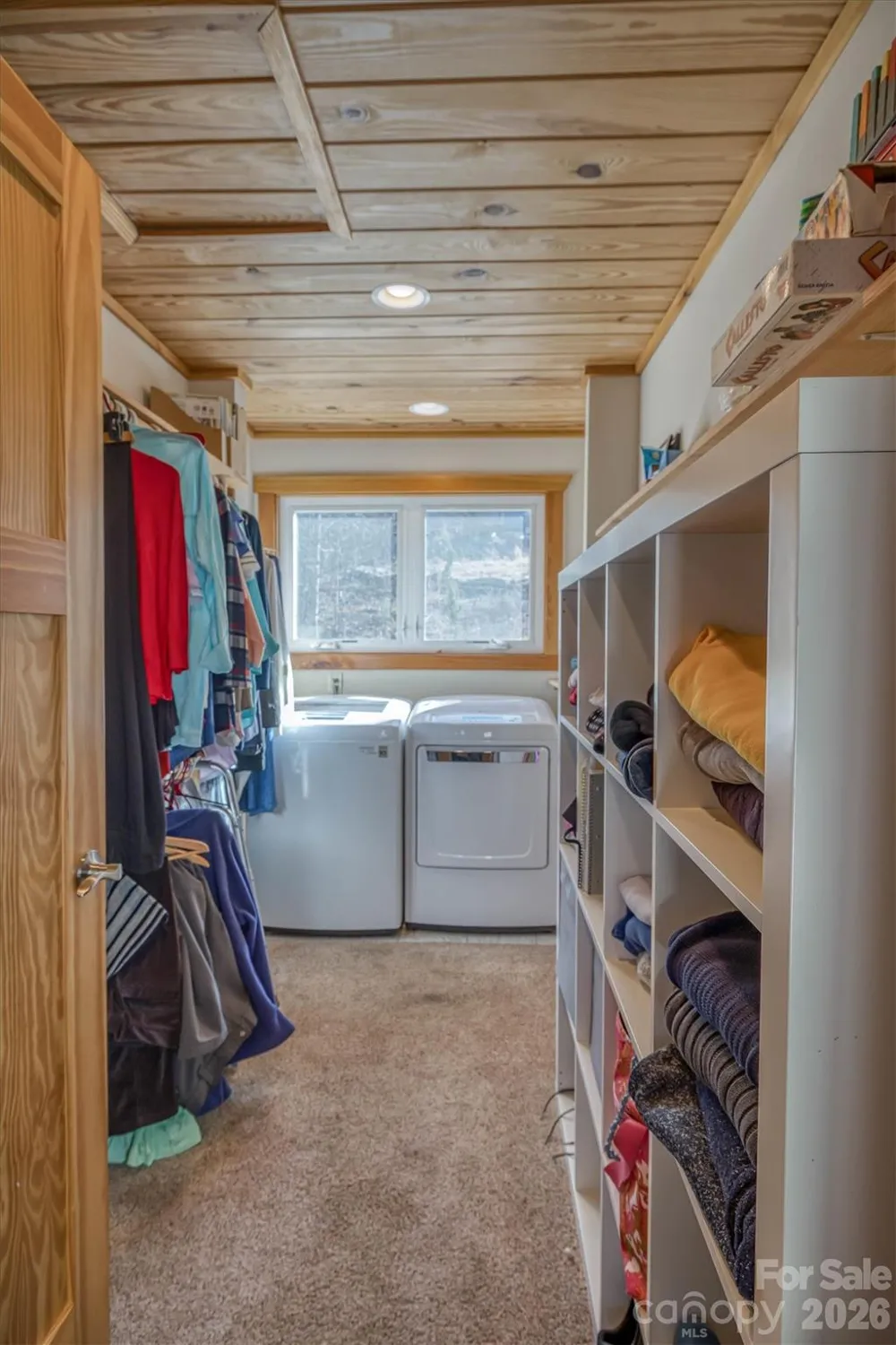 2262 Grandview Peaks Drive Nebo, NC 28761