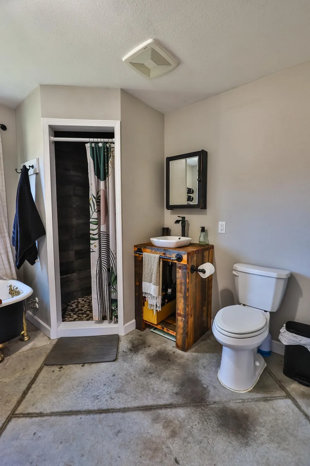 393 West Avenue Nevis, MN 56467