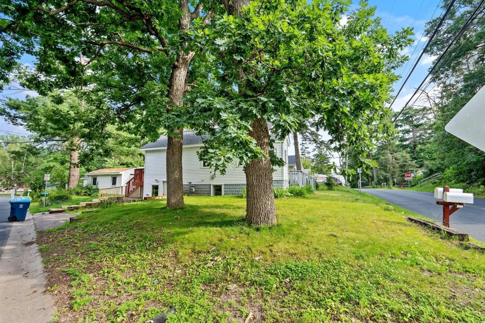100 Warner Avenue S Mahtomedi, MN 55115