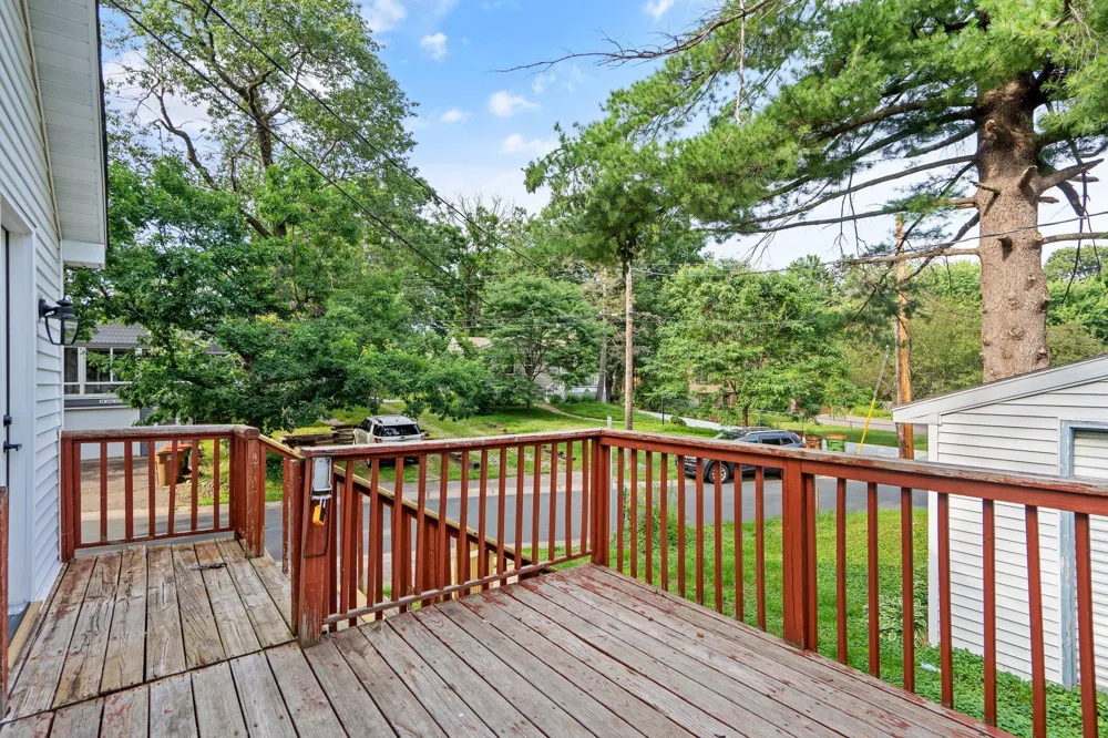100 Warner Avenue S Mahtomedi, MN 55115