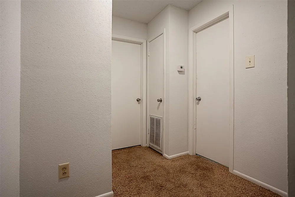 4150 Crow Road #10 Beaumont, TX 77706