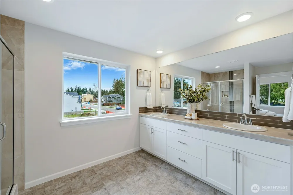 1153 68th Loop SE #16 Tumwater, WA 98501