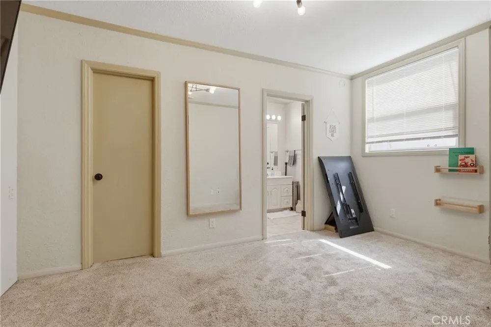 1540 E Wardlow Long Beach, CA 90807