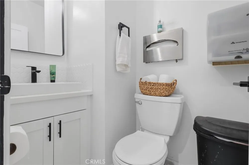 1540 E Wardlow Long Beach, CA 90807