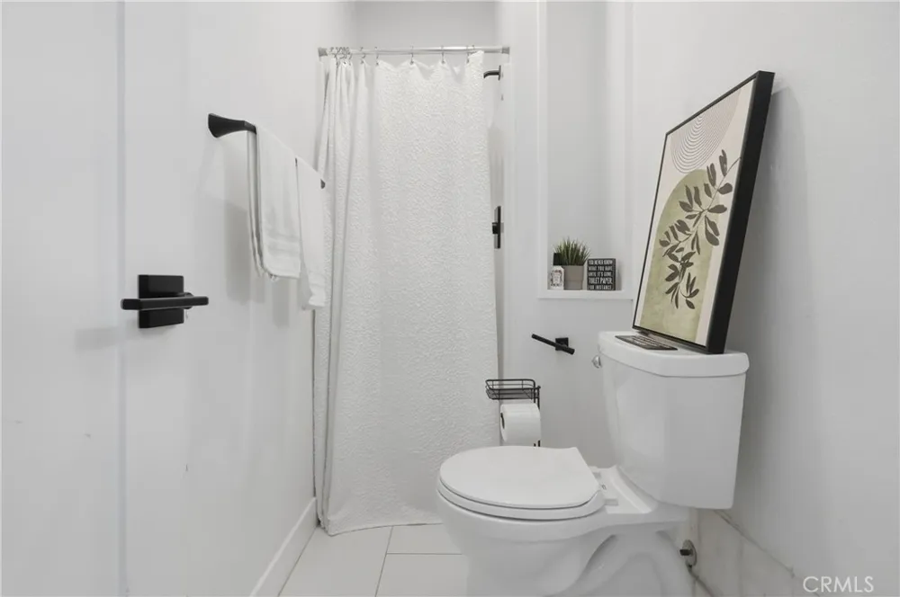 1540 E Wardlow Long Beach, CA 90807