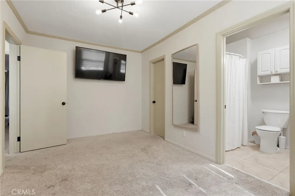 1540 E Wardlow Long Beach, CA 90807