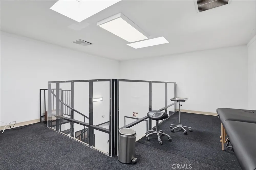 1540 E Wardlow Long Beach, CA 90807