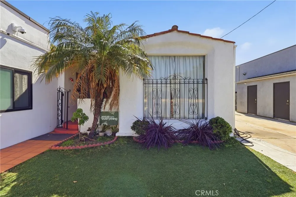1540 E Wardlow Long Beach, CA 90807