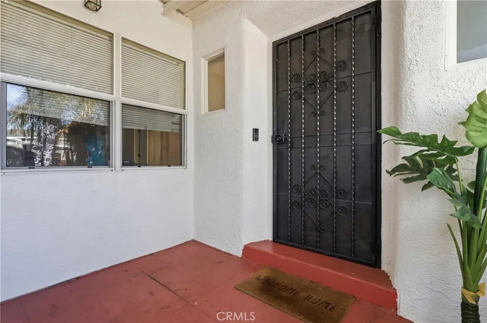 1540 E Wardlow Long Beach, CA 90807