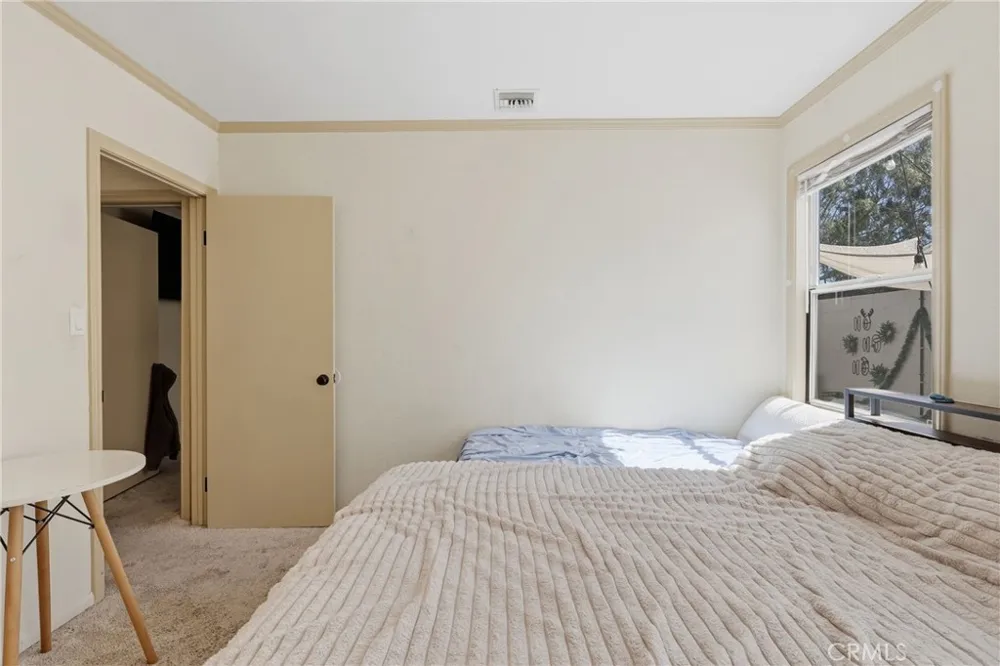 1540 E Wardlow Long Beach, CA 90807