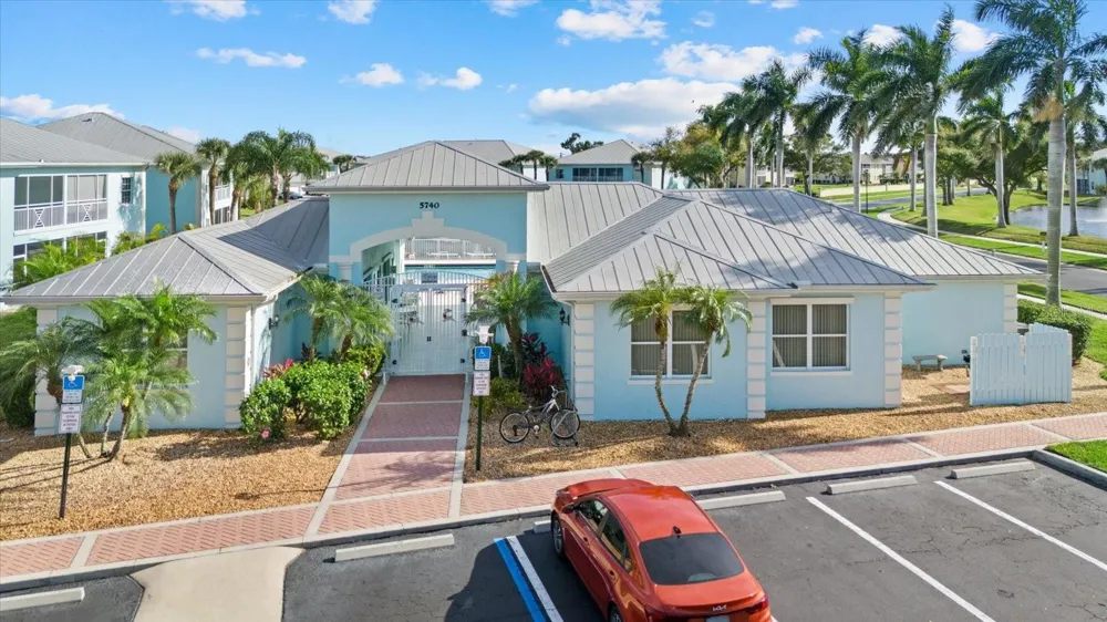 5751 SABAL TRACE DRIVE #103B57 North Port, FL 34287