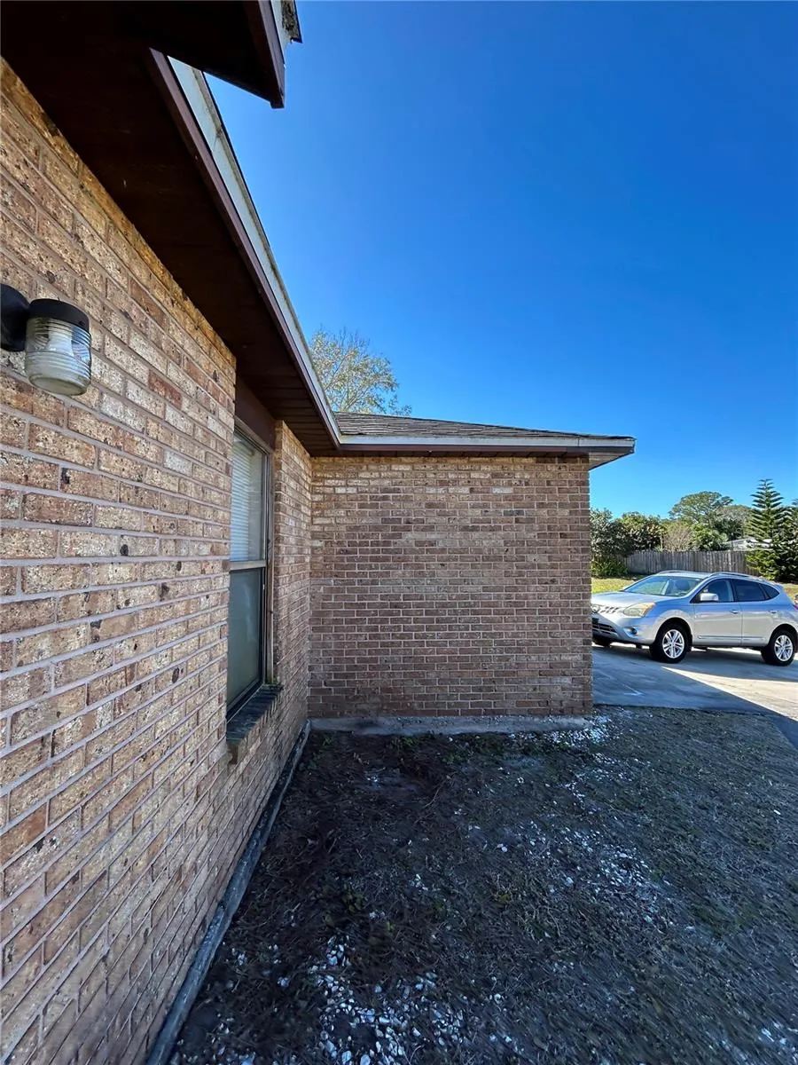 1395 COX AVENUE NW Palm Bay, FL 32907