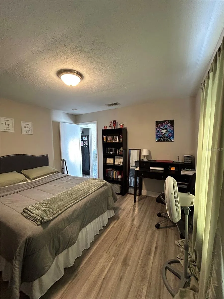 1395 COX AVENUE NW Palm Bay, FL 32907