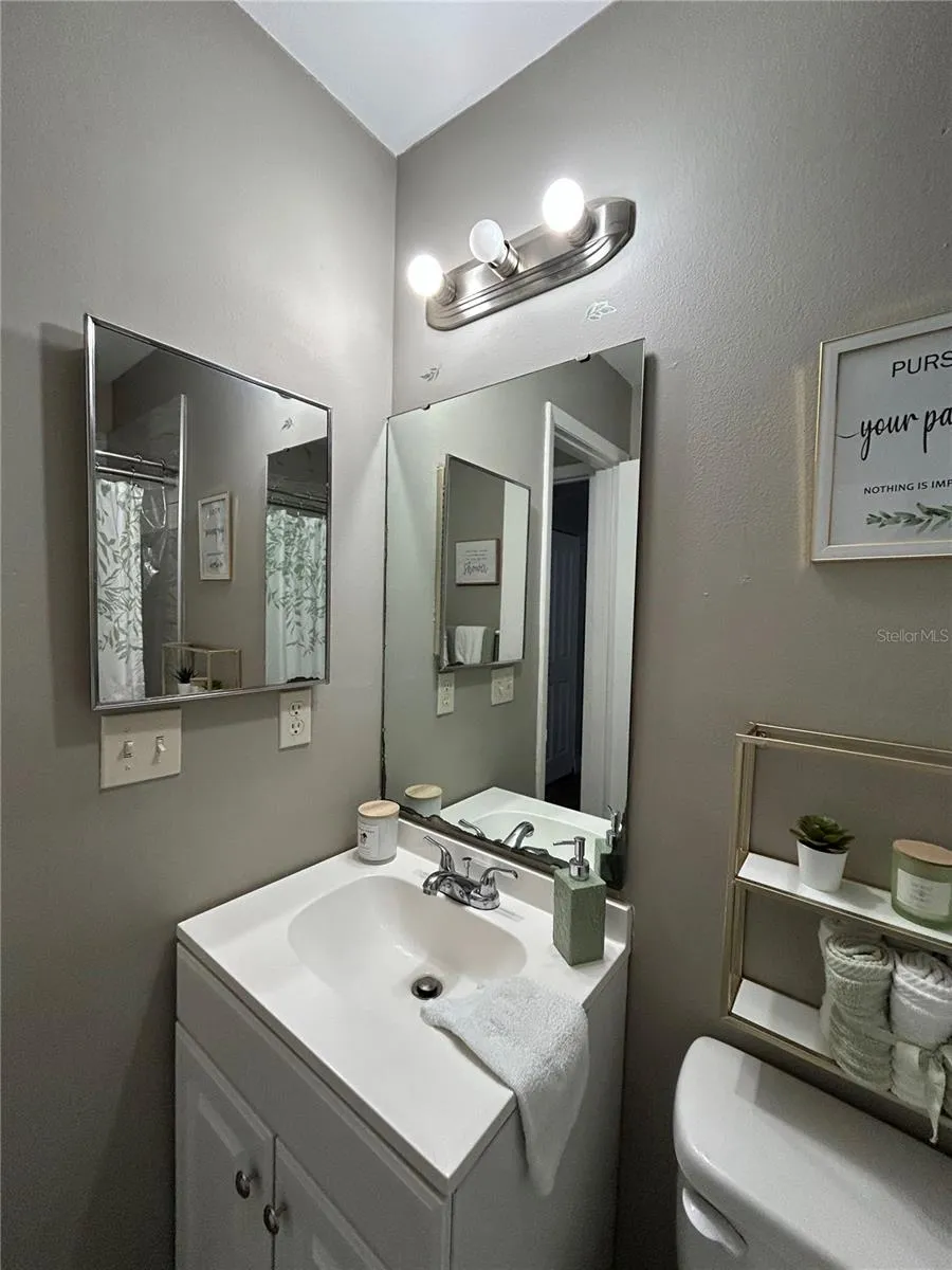 1395 COX AVENUE NW Palm Bay, FL 32907