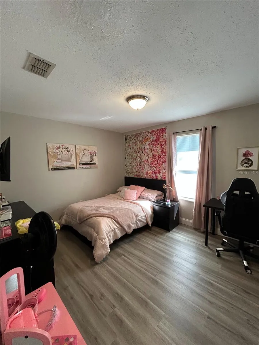 1395 COX AVENUE NW Palm Bay, FL 32907
