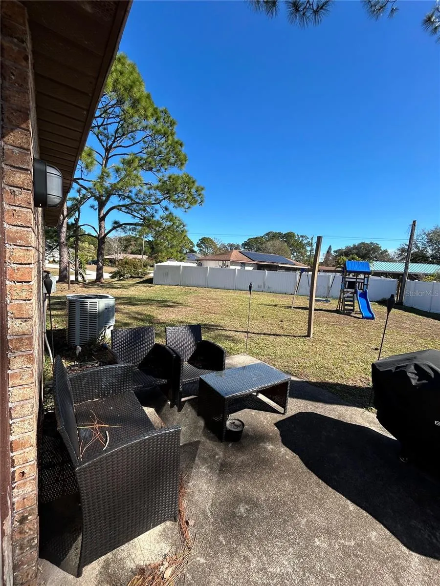 1395 COX AVENUE NW Palm Bay, FL 32907