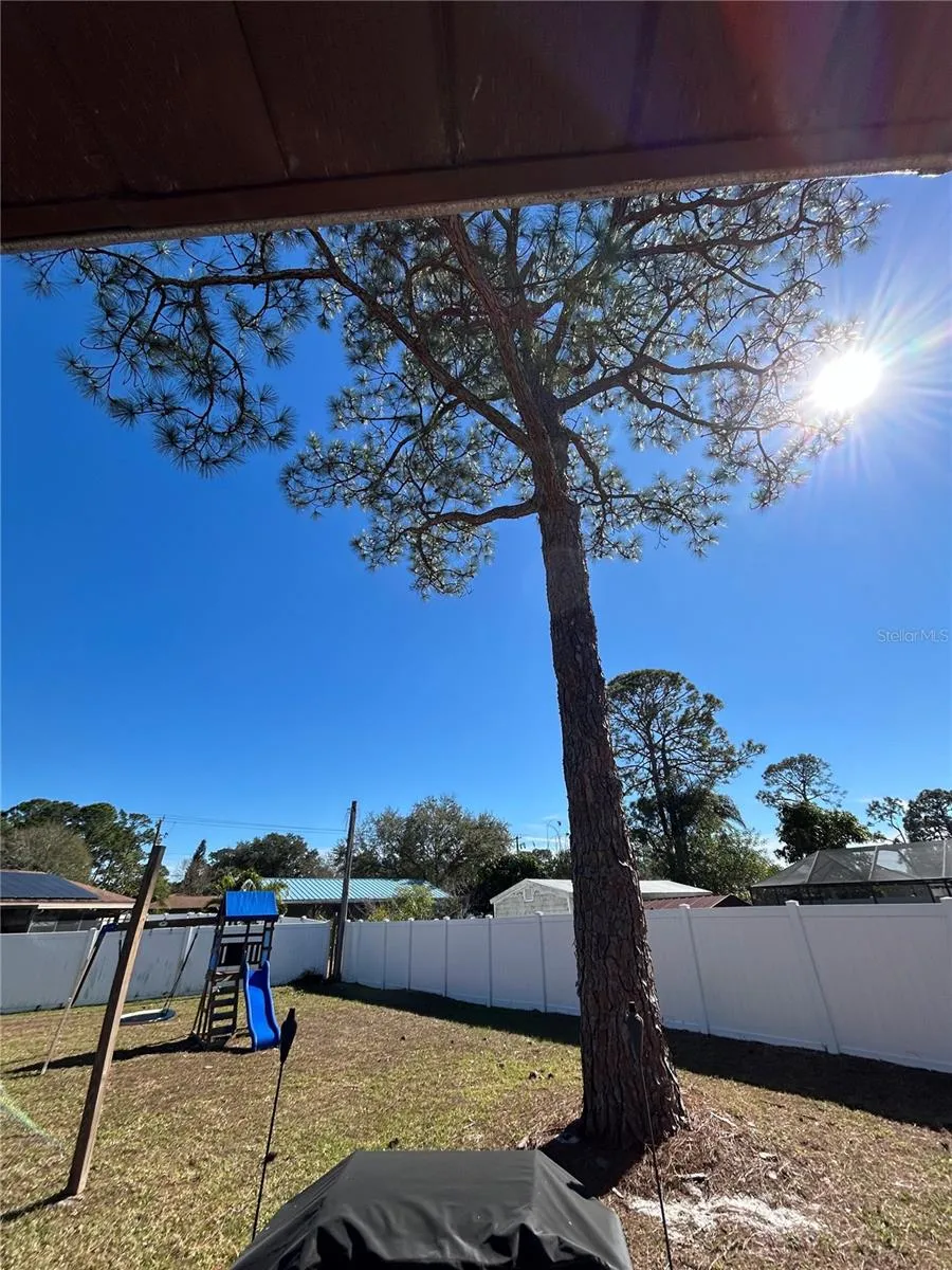 1395 COX AVENUE NW Palm Bay, FL 32907