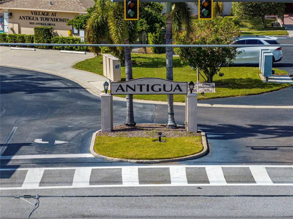 9700 STARKEY ROAD #312 Seminole, FL 33777