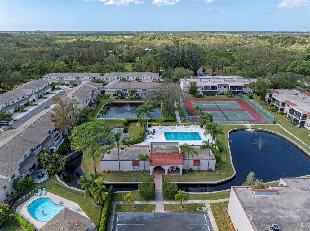 9700 STARKEY ROAD #312 Seminole, FL 33777
