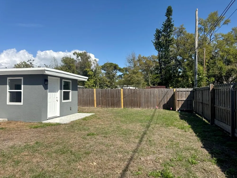 5520 20TH AVENUE S Gulfport, FL 33707