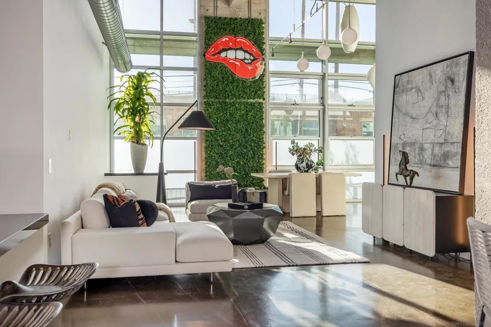530 S Hewitt St #131 Los Angeles, CA 90013