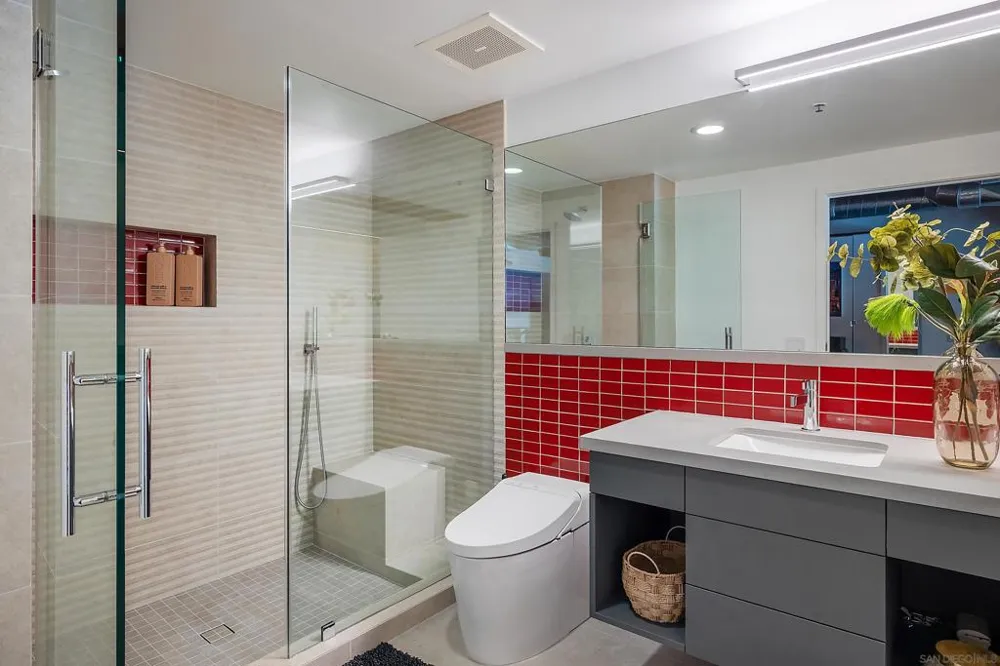 530 S Hewitt St #131 Los Angeles, CA 90013