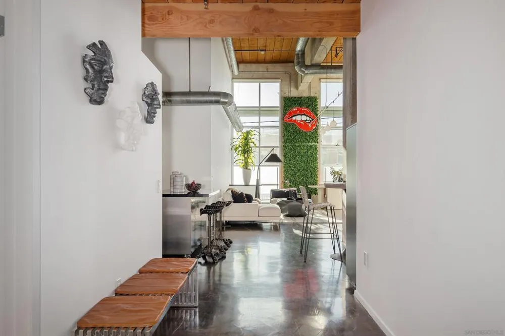 530 S Hewitt St #131 Los Angeles, CA 90013