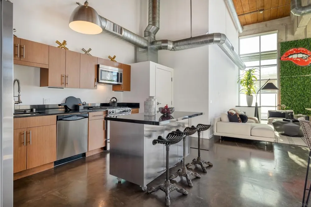 530 S Hewitt St #131 Los Angeles, CA 90013