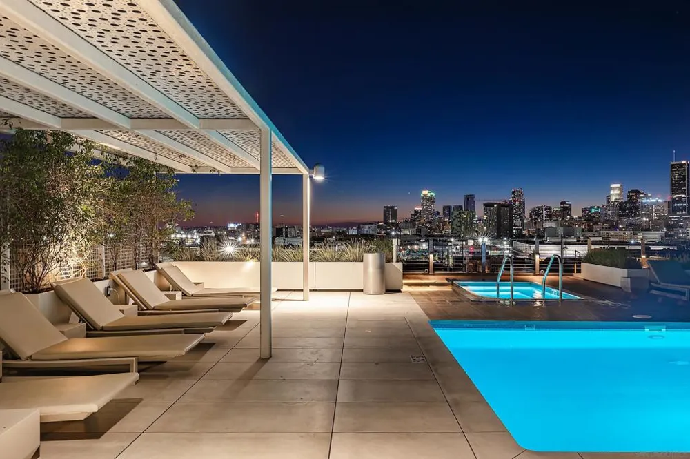 530 S Hewitt St #131 Los Angeles, CA 90013