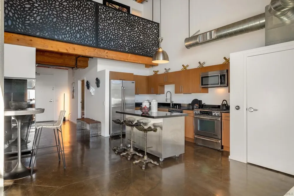 530 S Hewitt St #131 Los Angeles, CA 90013