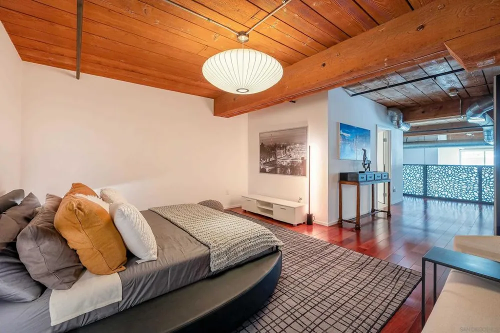 530 S Hewitt St #131 Los Angeles, CA 90013