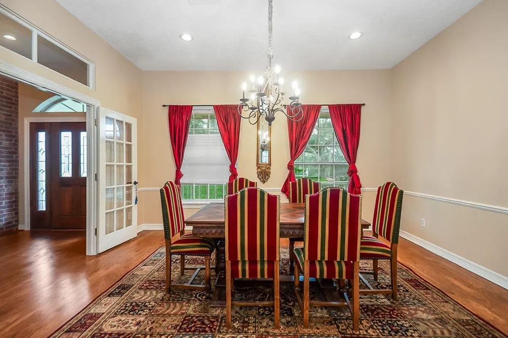 4200 County Road 502e Sweeny, TX 77480