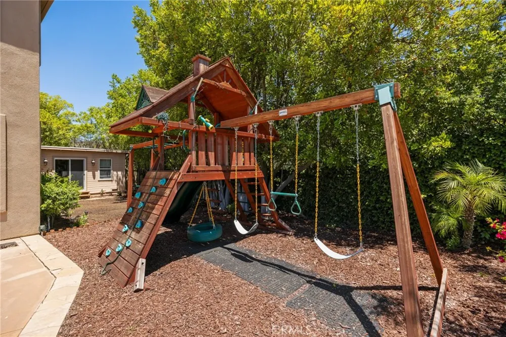 3302 Van Allen Place Topanga, CA 90290