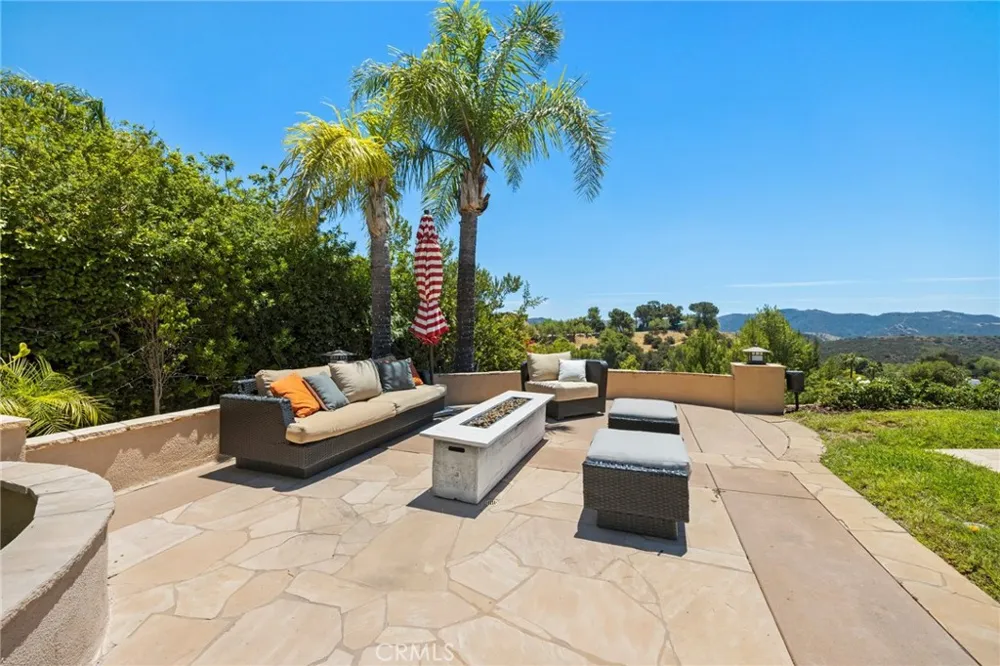 3302 Van Allen Place Topanga, CA 90290