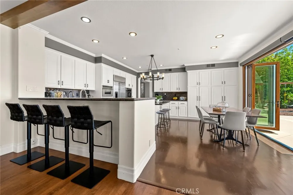 3302 Van Allen Place Topanga, CA 90290